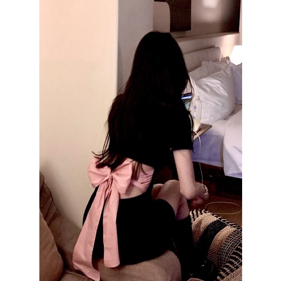 Đầm gân cổ bẻ nút giữa