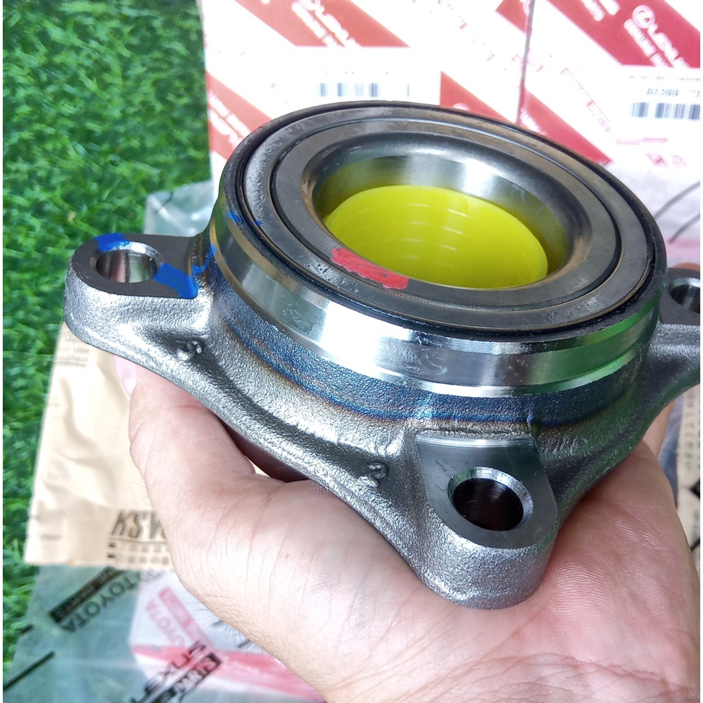 CỤM BẠC ĐẠN BÁNH TRƯỚC TOYOTA FORTUNER CHUẨN TOYOTA