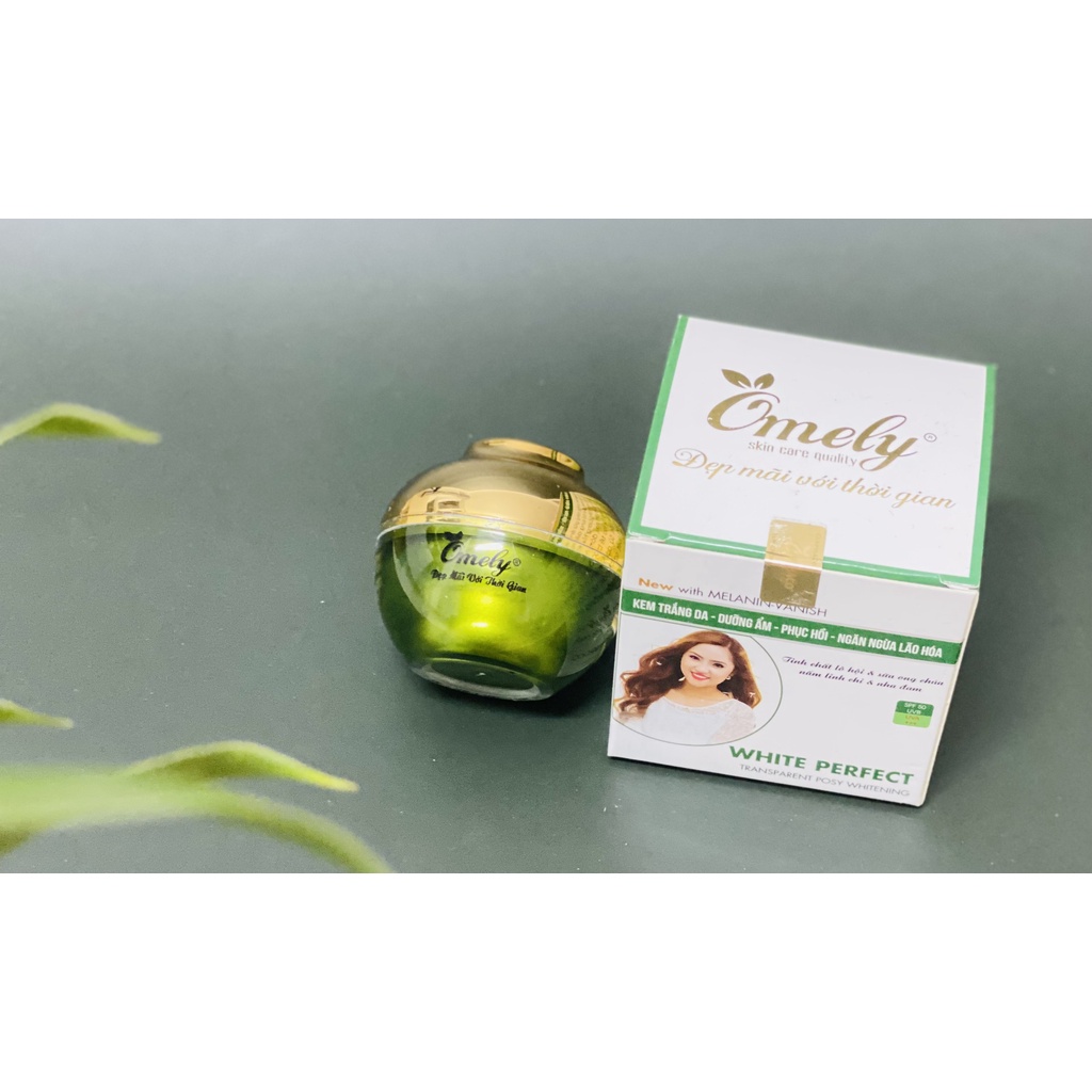 Kem dưỡng trắng da