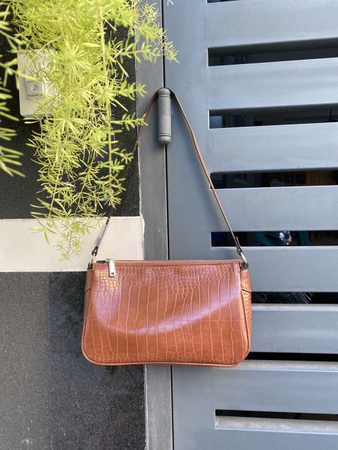 TÚI MAN.GO DÁNG THUYỀN