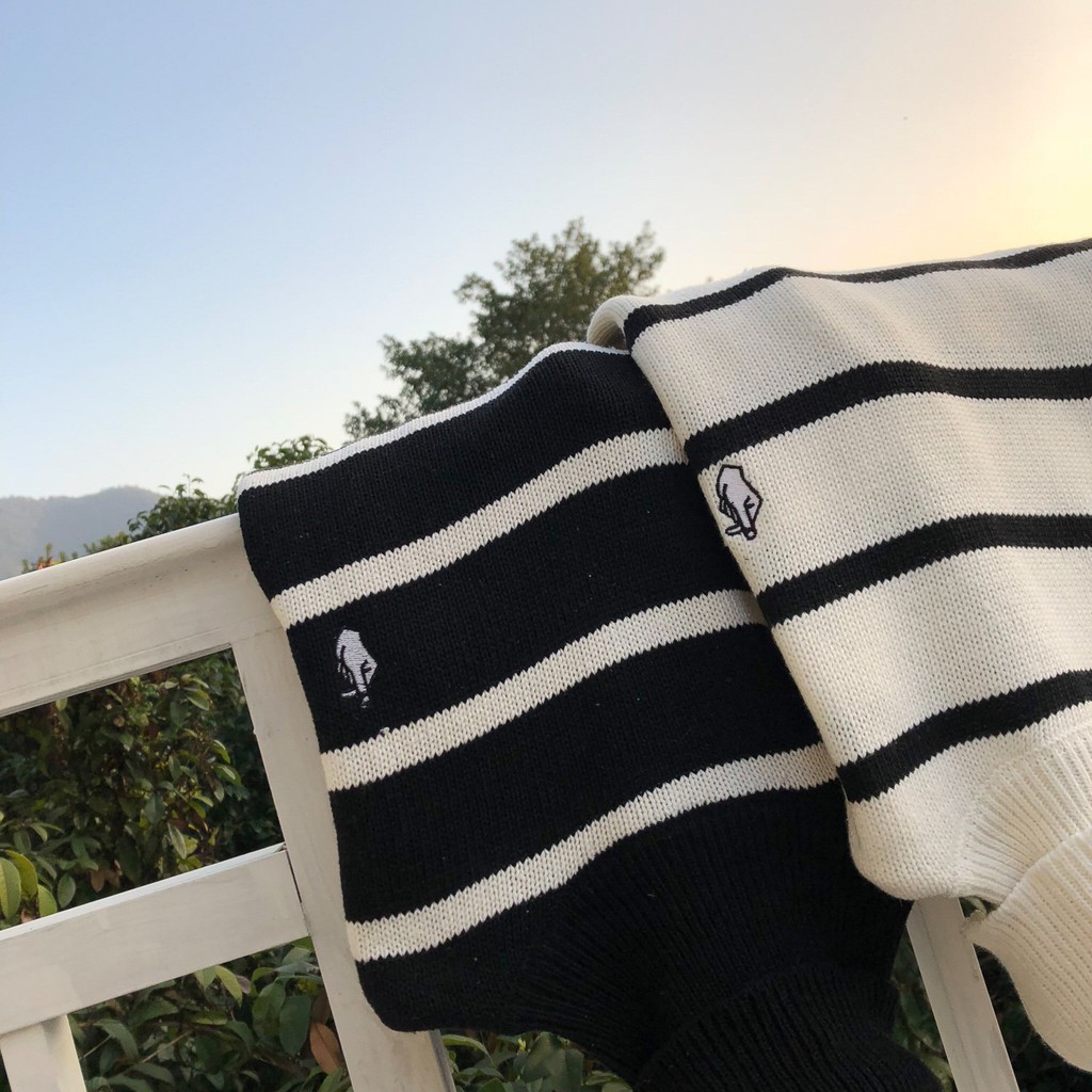 Áo Sweater cổ cao dáng rộng phong cách hàn quốc dành cho nam giới