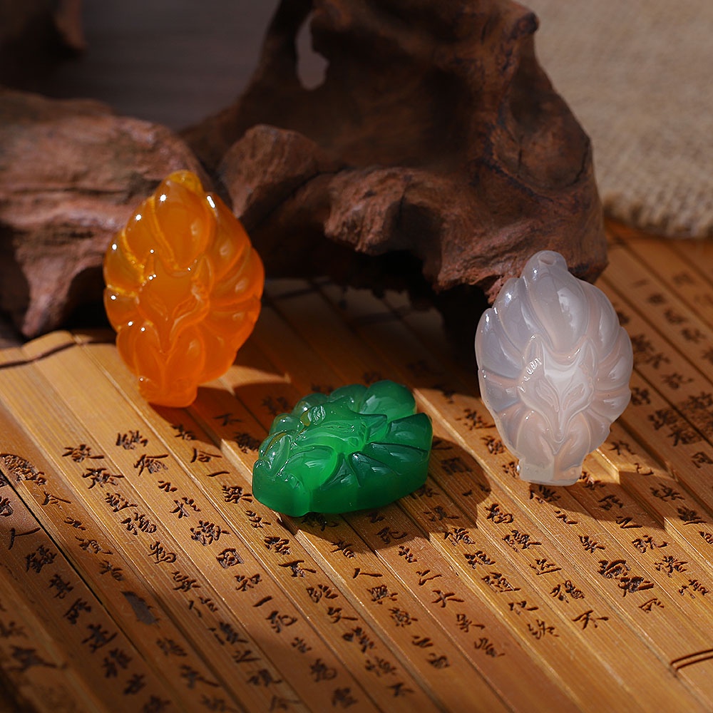 Mặt Vòng cổ Thủ Công Hình Cáo Chín Đuôi Đá May Mắn Tự Nhiên