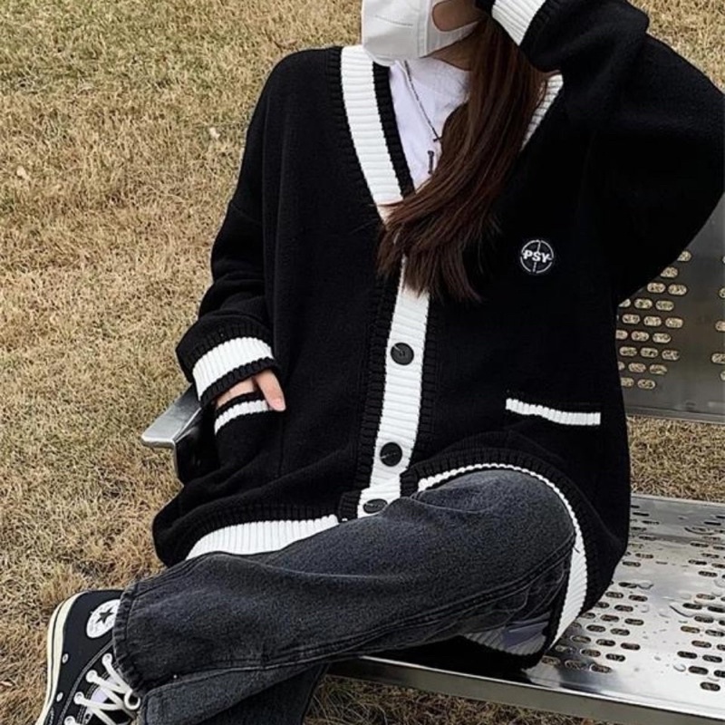 Áo len cardigan có túi phối màu basic Ulzzang