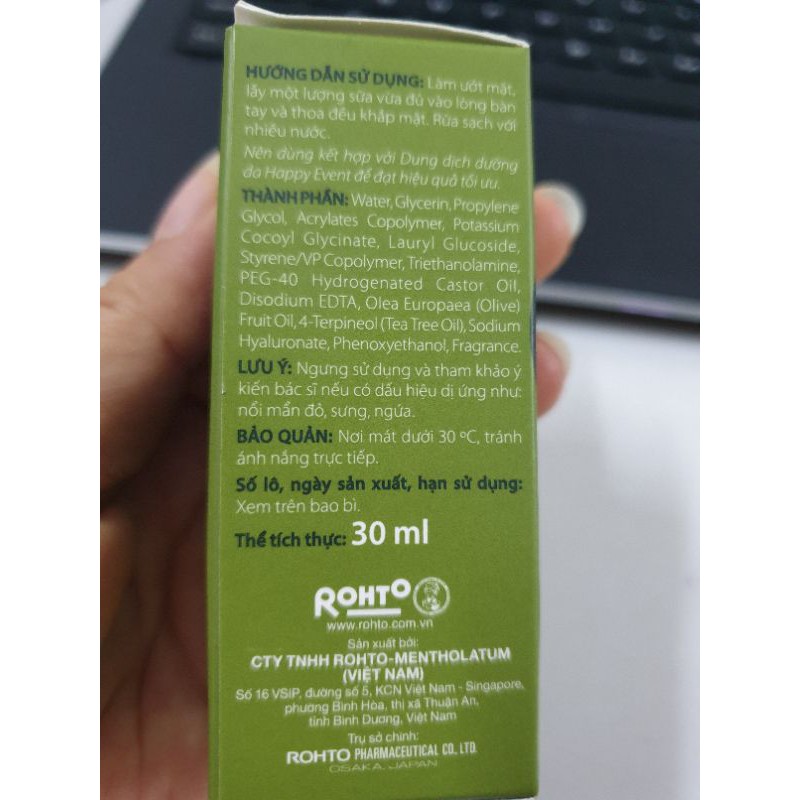 Sữa rửa mặt happy event 30ml Olive của Rohto