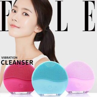 (Auth-có bill)Máy rửa mặt Elle Vibration Cleanser
