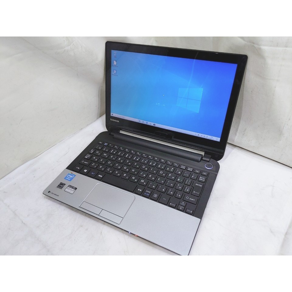 Laptop màn hình cảm ứng TOSHIBA Satelite NB10-A 11.6 inch 8GB RAM 256GB SSD chip Intel xung nhịp 2.39GHz - Likenew