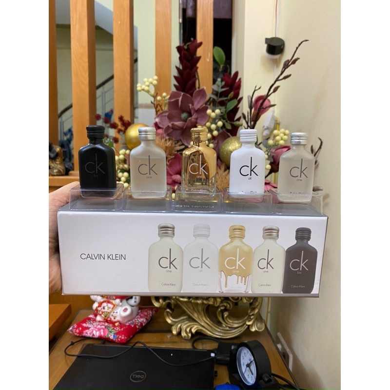 Set Bộ nước hoa mini 5 chai Calvin Klein EDT - 5 x10ml