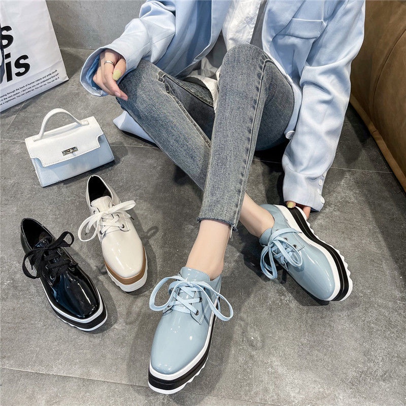 Giày búp bê giày cao gót nữ Giày nữ cỡ lớn 35 thước-42 thước vuông mũi nhọn giày nữ đế dày đế dày tất cả phù hợp với phong cách Anh bằng da sáng chế giày đế bằng ren