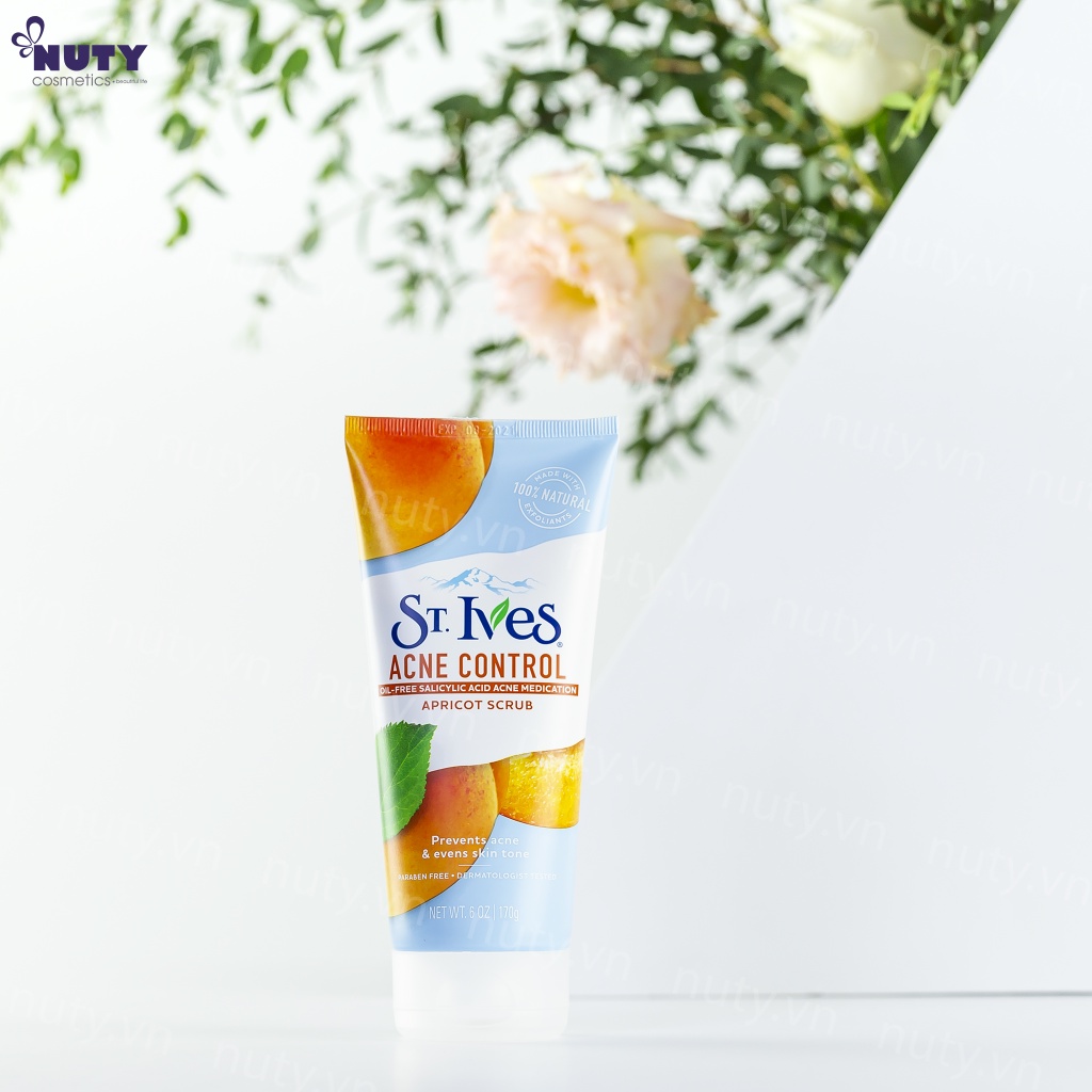 Sữa Rửa Mặt Tẩy Tế Bào Da Chết St.Ives 170g