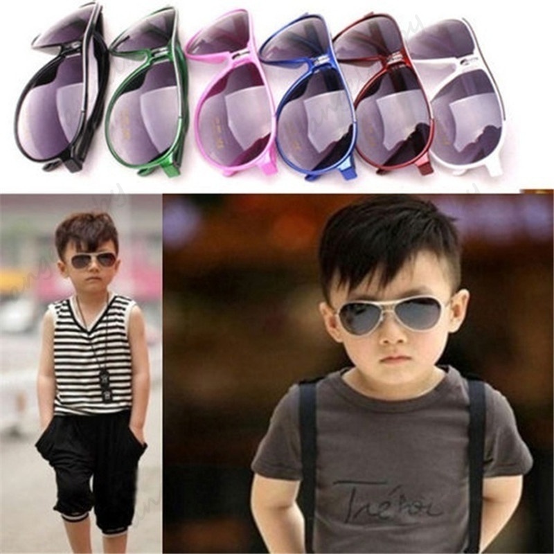 Kính Mát Gọng Nhựa Thời Trang Cho Bé