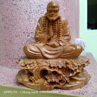 Tượng Đạt Ma Sư Tổ Gỗ Bách Xanh