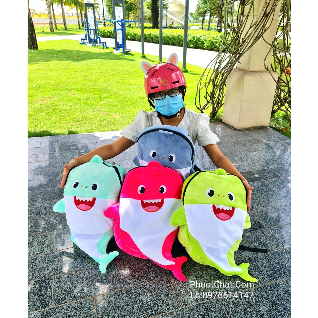 Balo cá mập BABY SHARK nhung màu xám