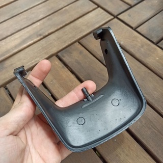 Dè (vè) chắn bùn sau xe cub 82