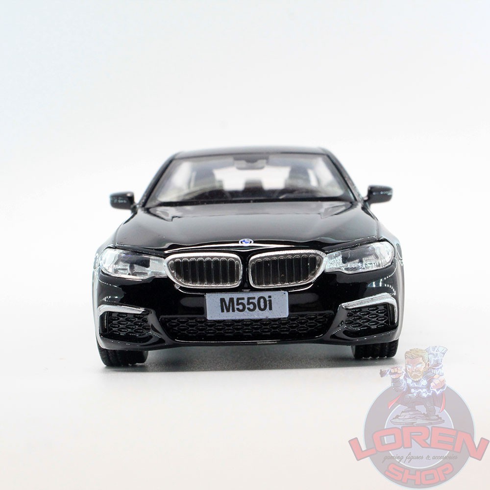 Mô hình ô tô kim loại tỷ lệ 1:36 | BMW M550i