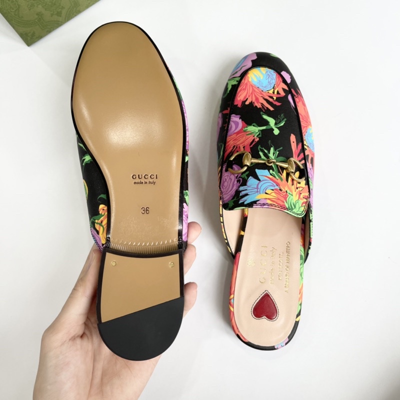 Sục Gucci hoa size 36