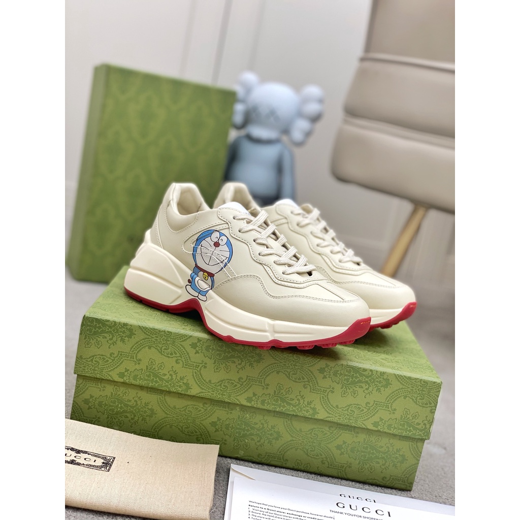 Giày sneaker da thật thời trang cao cấp Gucci GG GC thiết kế in hình doraemon, phong cách trẻ trung