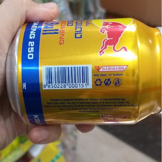 NƯỚC TĂNG LỰC BÒ HÚC THÁI REDBULL 250ML set 6 lon