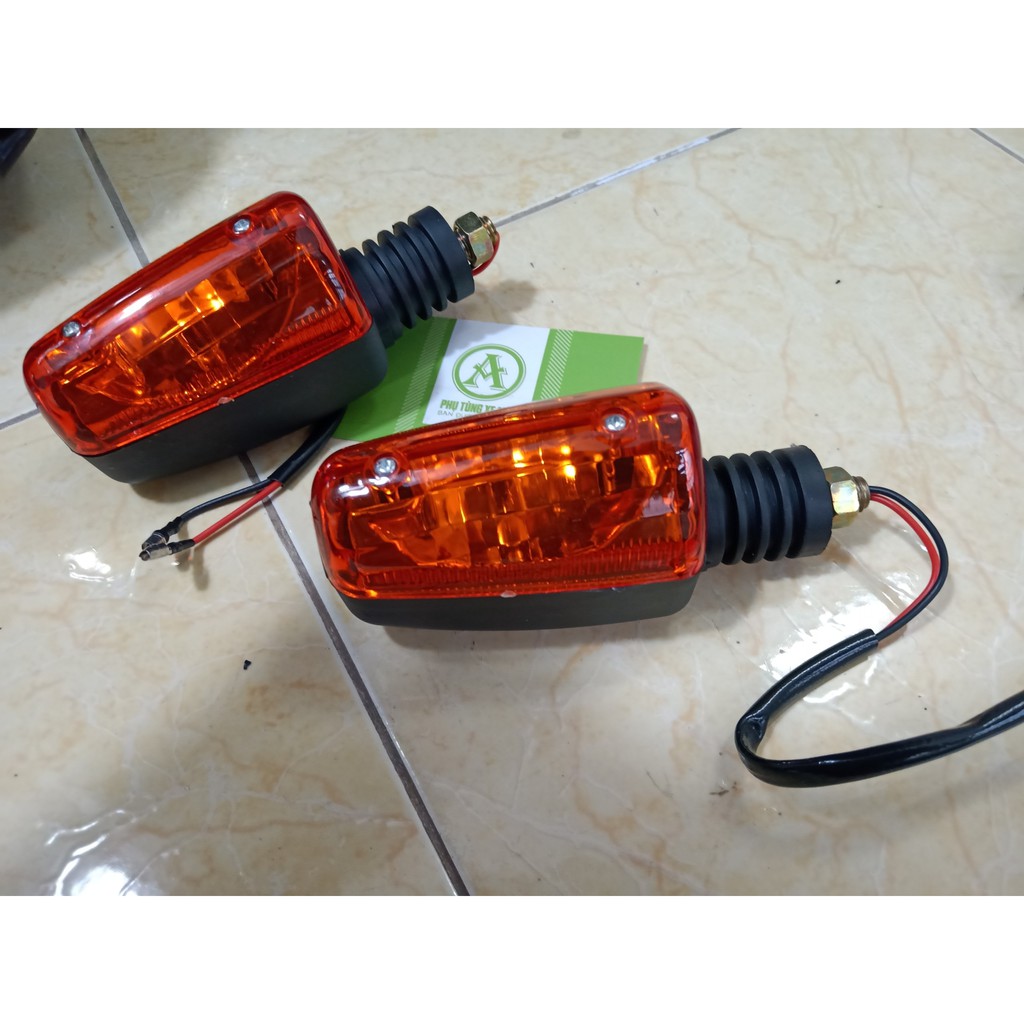 Xi nhan trước ba gác ( Xe Lôi ) hình dưa leo