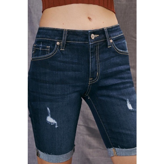 Quần Short Jeans họa tiết vẩy xước gập gấu cho nữ