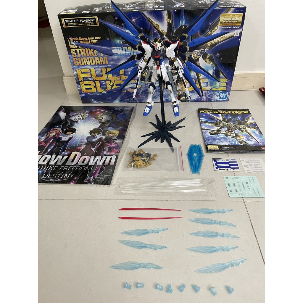 Mô hình Gundam mg 1/100 Strike Freedom Full Burst mode Bandai [2nd - Vui lòng đọc kỹ mô tả]