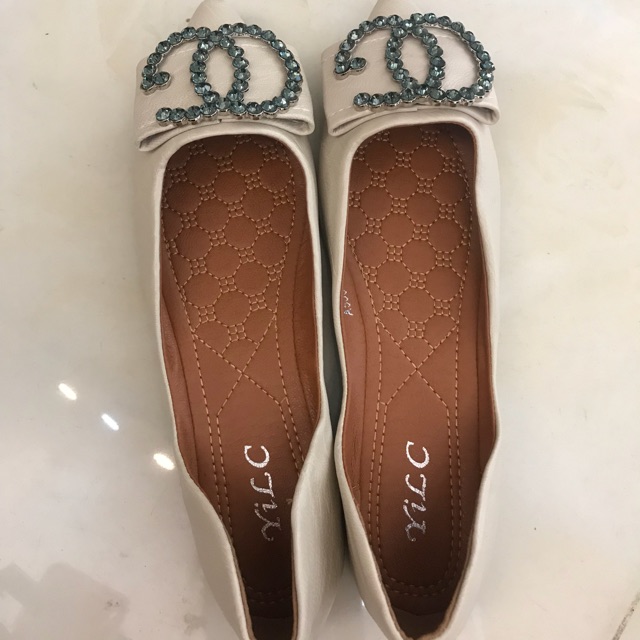 Combo giày ( ngọc ngu ngơ )