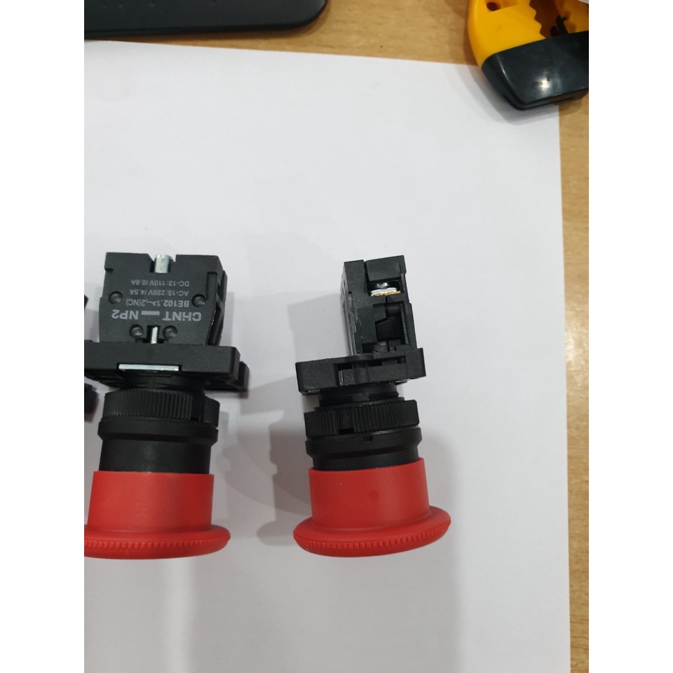 Nút dừng khẩn Chint NP2-ES542