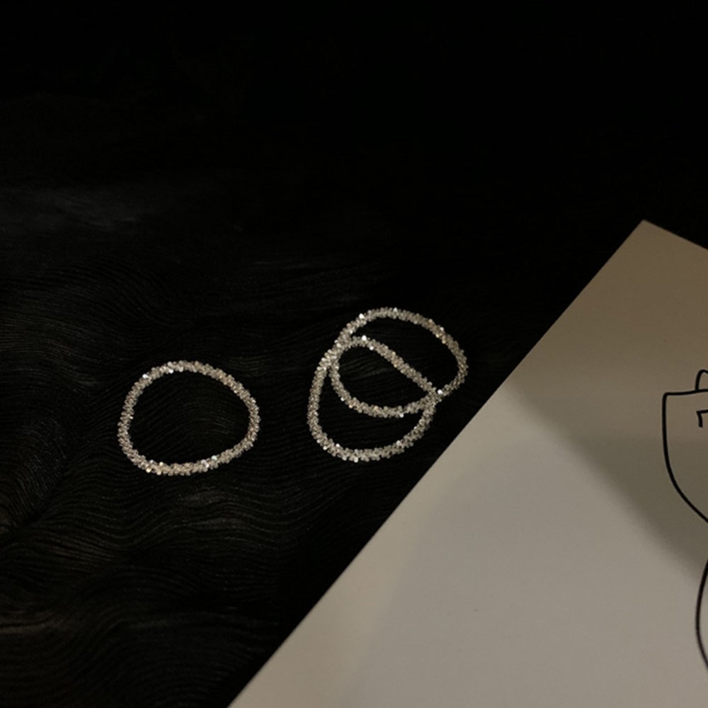 1 Nhẫn Đeo Ngón Tay Đính Đá Pha Lê Lấp Lánh Phong Cách Đơn Giản Đa Năng Dành Cho Nữ