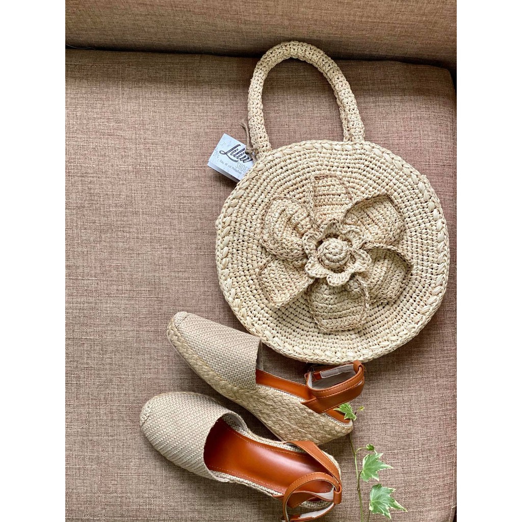 GIÀY XUỒNG ĐÉ CÓI SURI ĐEN VÀ KEM - CAO 6CM
