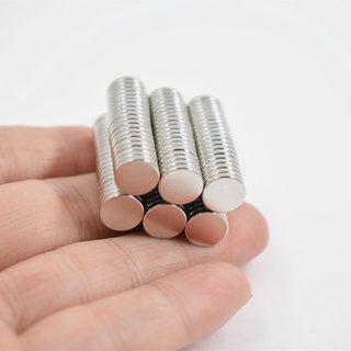 Nam châm đất hiếm siêu từ tính D8x1,5mm