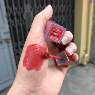 Son kem lì Black rouge - đủ bảng màu