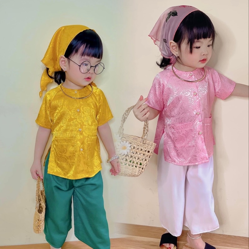 Bộ bà ba mẫu mới 2022 cho bé gái kèm khăn lụa đội đầu cho bé