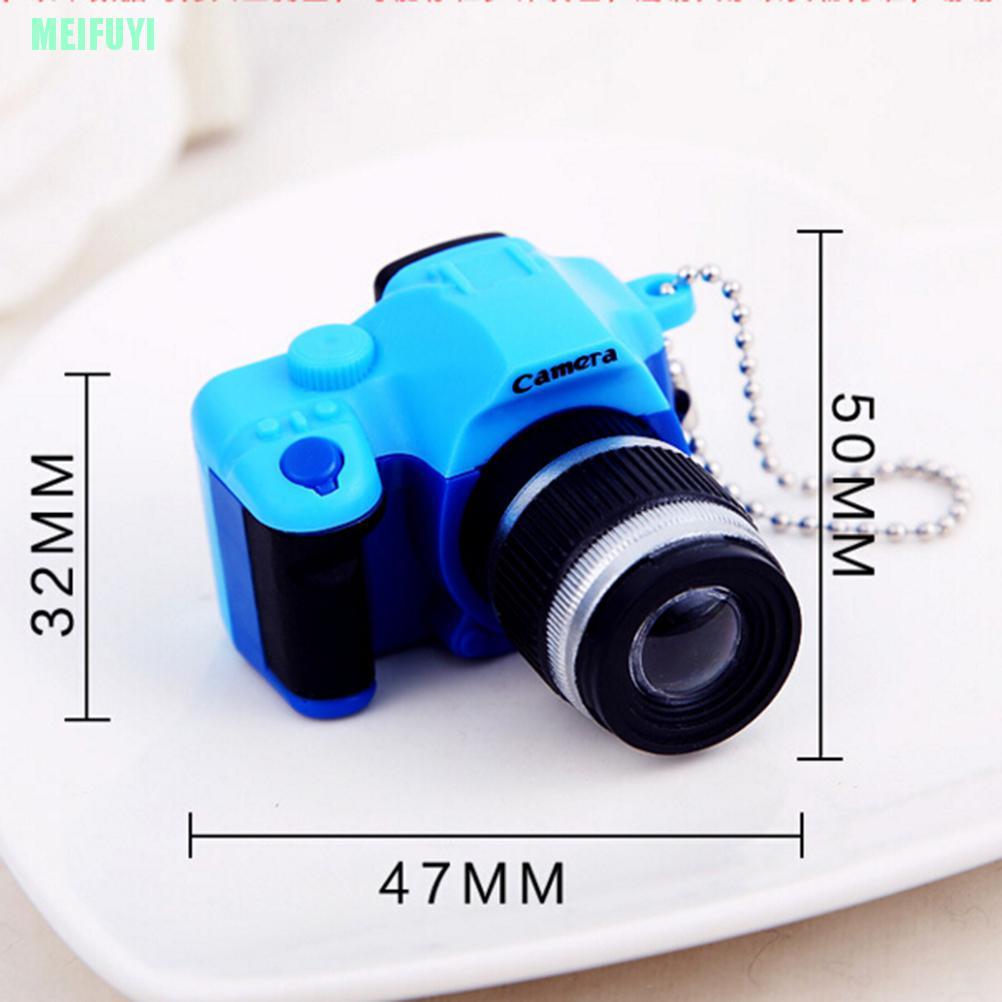 Móc khoá trang trí mặt hình máy ảnh mini có đèn và âm thanh vui nhộn