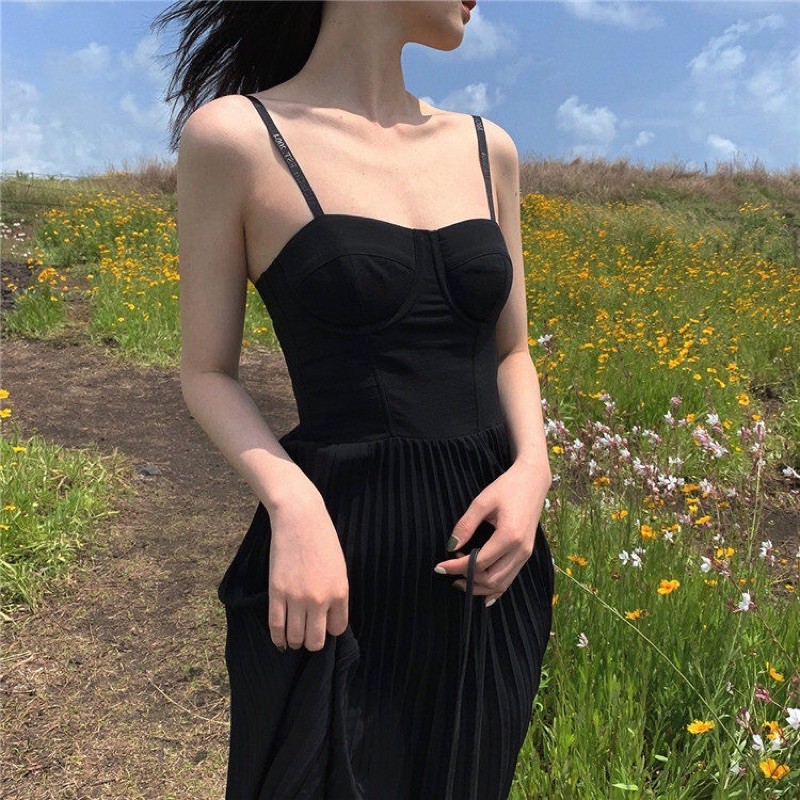 JULIA DRESS SIÊU PHẦM ĐẦM HAI DÂY ĐEN CUP NGỰC