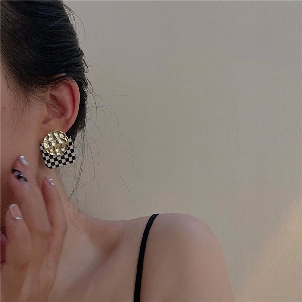 Khuyên Tai Acrylic Hình Vuông Họa Tiết Kẻ Sọc Caro Phong Cách Hàn Quốc Thanh Lịch Cho Nữ