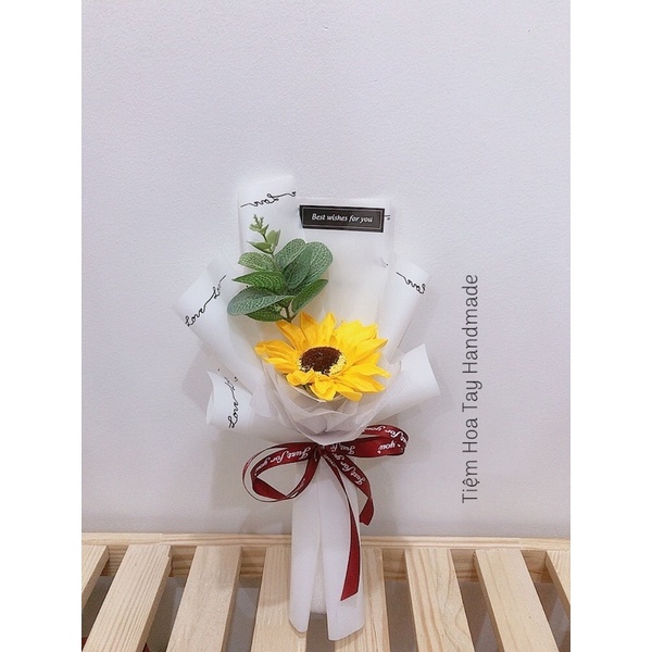 Hoa sáp hướng dương bó 1 bông mix lá  kiểu đơn giản - Nàng Thơ Handmade