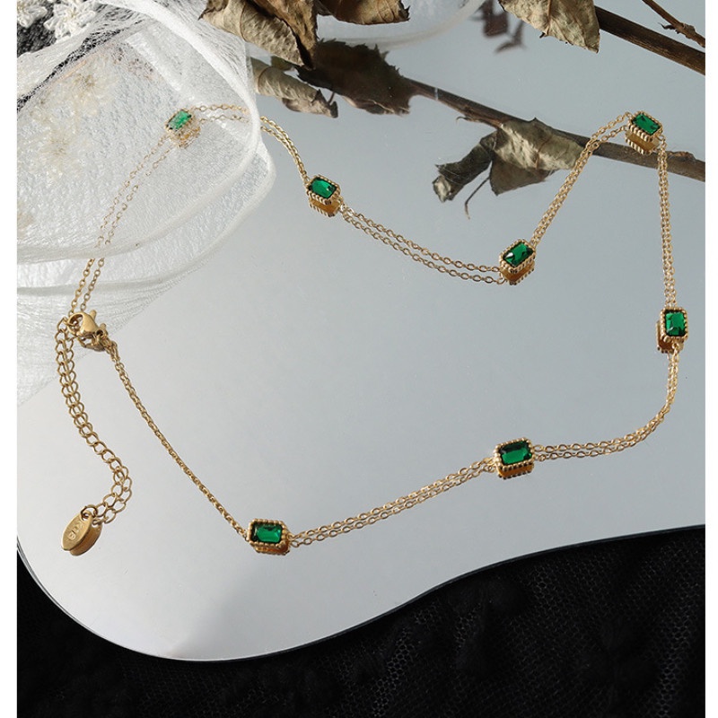 Dây Chuyền Hoặc Lắc Tay 5 Viên Đá Nhân Tạo Màu Xanh Lá Titan Ko Đen TT 3876