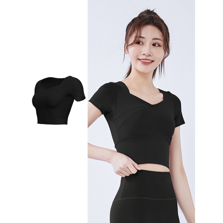 HOT ÁO TẬP CAO CẤP DÁNG CROPTOP KÈM MÚT LÓT MÃ AH01