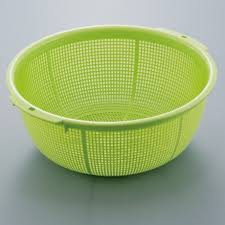 Rổ nhựa 28 cm màu xanh lá SANADA nội địa Nhật Bản