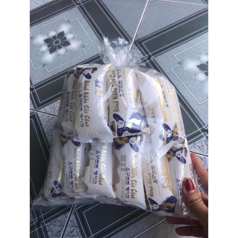 Túi 1kg 40-45 chiếc bánh nhân sữa chua doll doll Date mới.