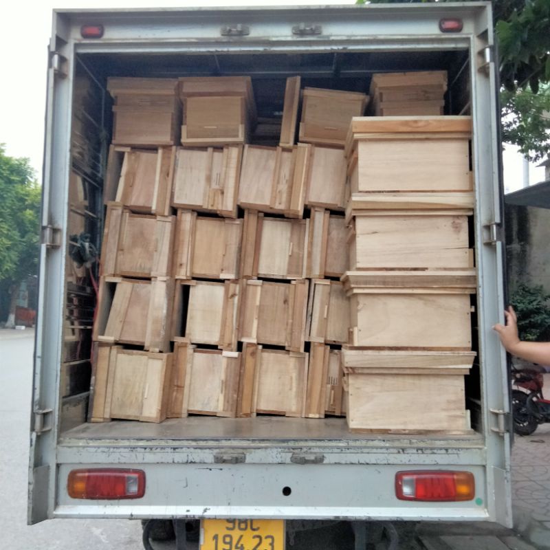 Combo thùng nuôi kèm 5 cầu và 5 tầng