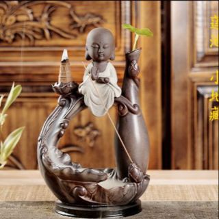 Thác khói trầm hương tặng 10 nụ trầm