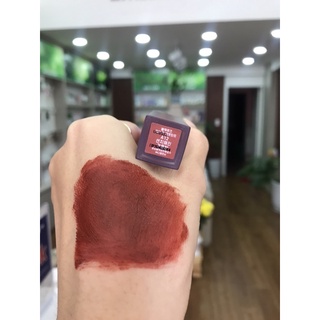 Son kem lì blackrouge a12 đỏ nâu