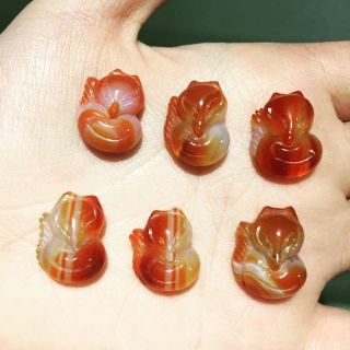 Hồ ly đá mã não