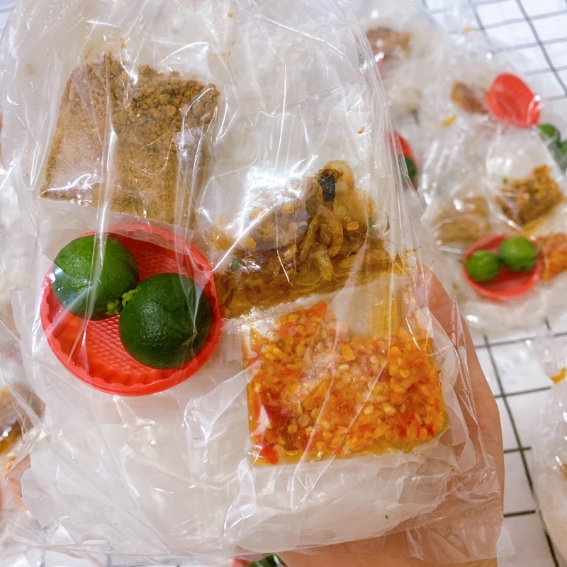 Bánh Tráng Rìa Phơi Sương Trộn Muối Tôm Nhuyễn Sa Tế Tắc Hành Phi Thơm Ngon Đặc Biệt