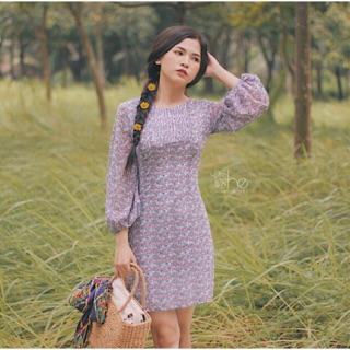 Đầm cổ piterpan tay phồng