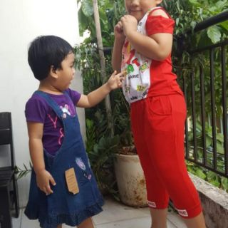 Yem jean cho be gái