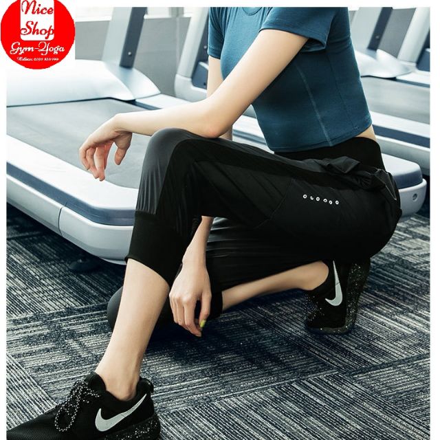 Quần jogger lửng phối lưới