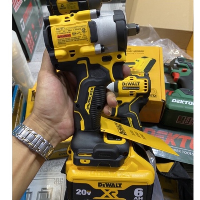Thân máy dewalt dcf921 hàng mỹ