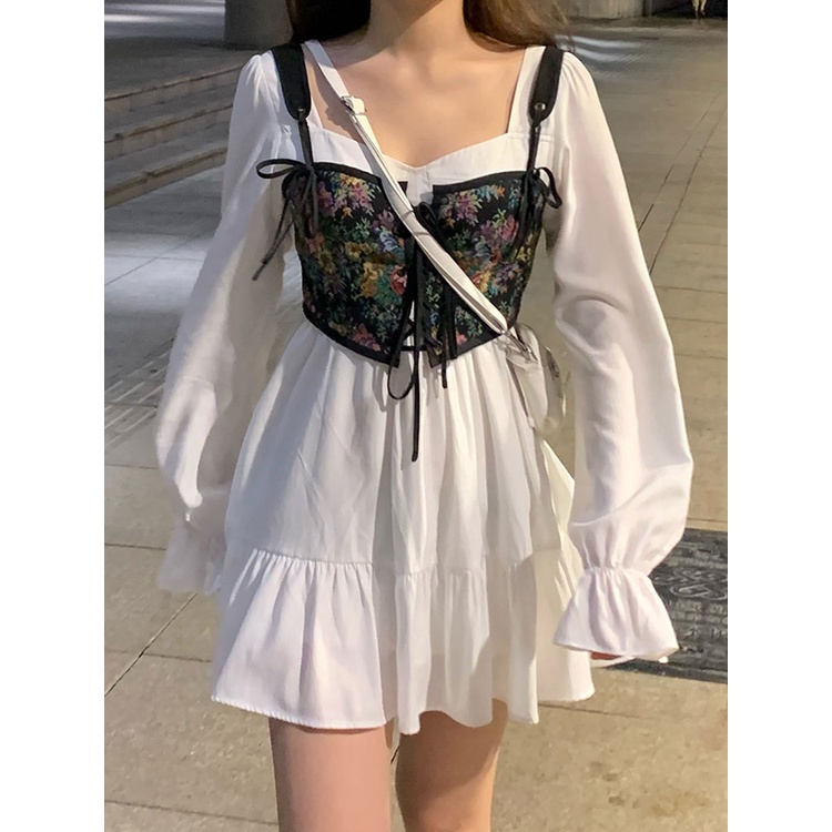 Váy ulzzang cổ vuông tay dài phong cách cổ điển Pháp