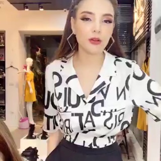 Áo Croptop chữ CChat